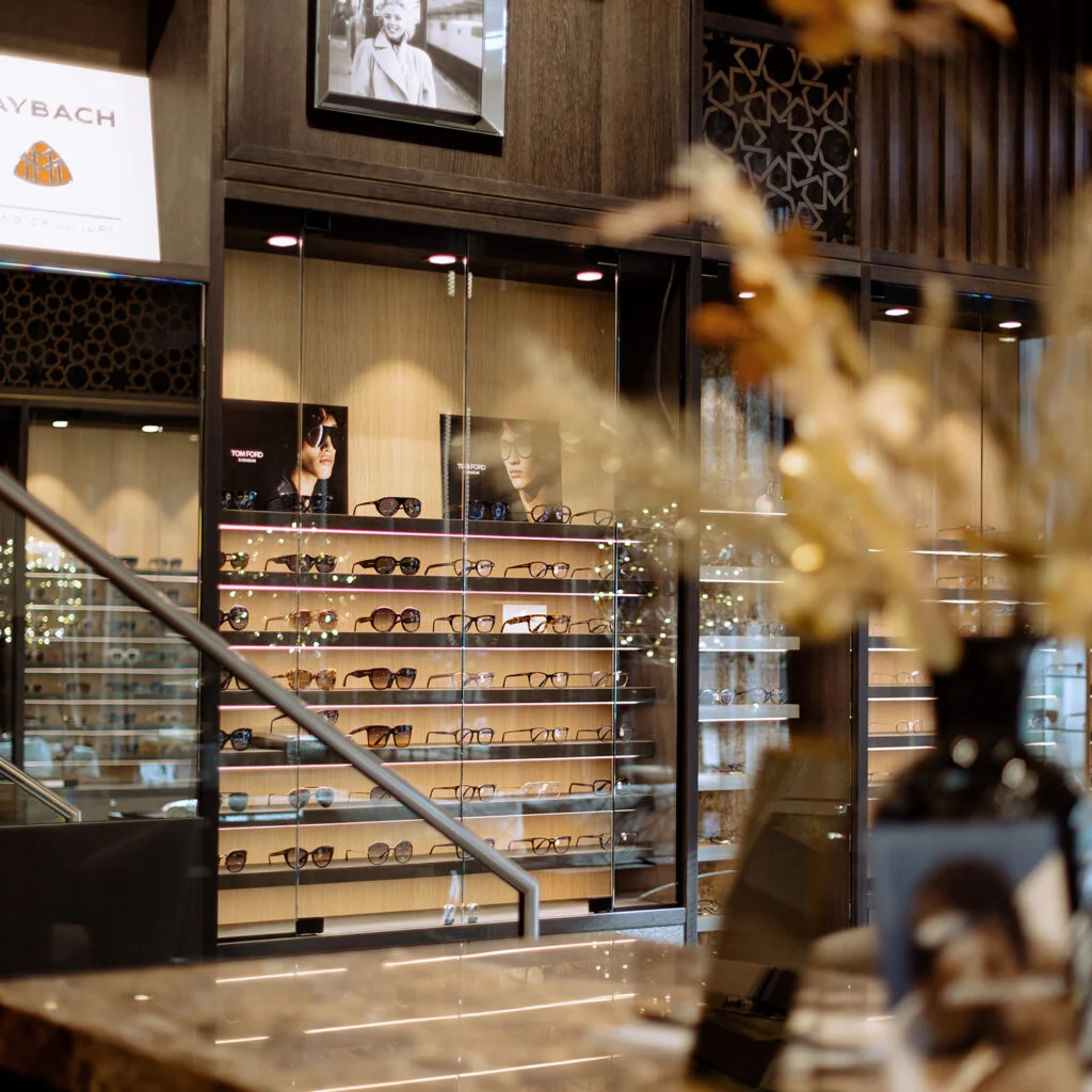 Akkerman Kruiskade winkel luxe zonnebrillen en brillen